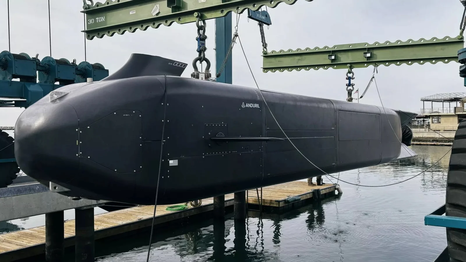 EEUU prepara un submarino robot imparable que lanza enjambres de drones bajo el mar