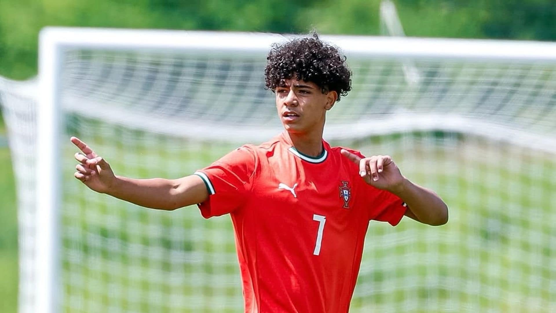 El hijo de Cristiano Ronaldo entró en la órbita del Real Madrid y podría seguir sus pasos