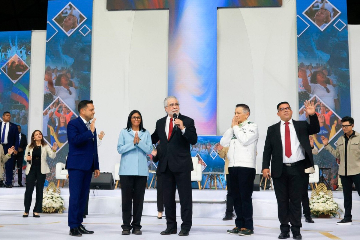 Delcy Rodríguez se acordó de Nicolás Maduro y pidió oraciones por su antecesor