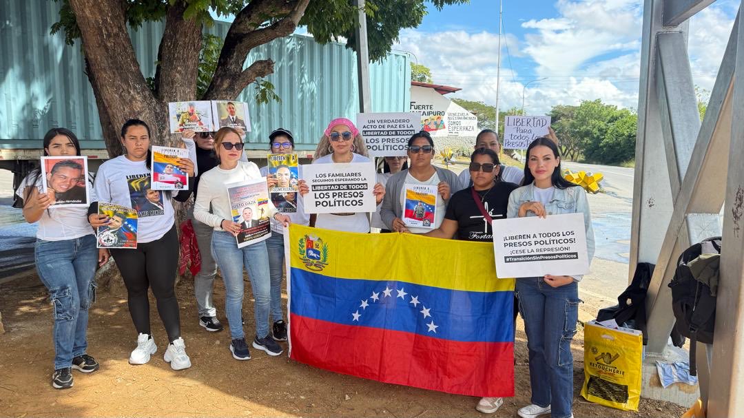 Familiares pudieron ver nuevamente a militares detenidos por la Operación Gedeón (VIDEO)