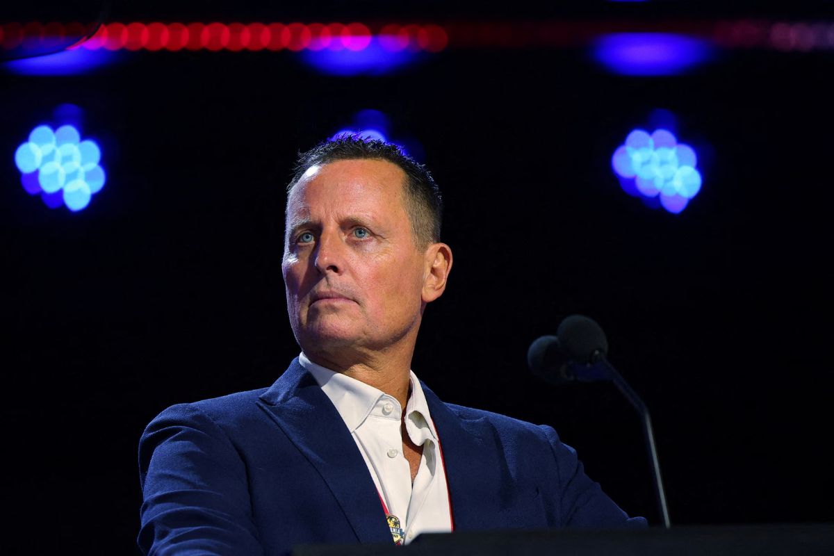 Richard Grenell niega estar negociando licencias petroleras en Caracas