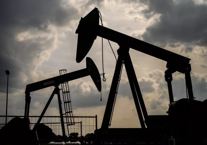 Tras las declaraciones de Trump, el petróleo brent cae más del 6 % hasta los 92 dólares