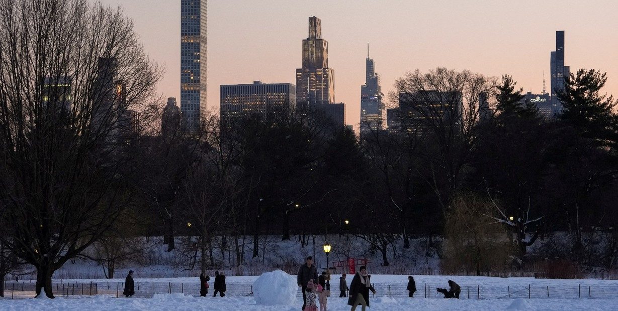 EEUU adelanta los relojes este #8Mar: todo lo que debes saber sobre el cambio de horario 2026