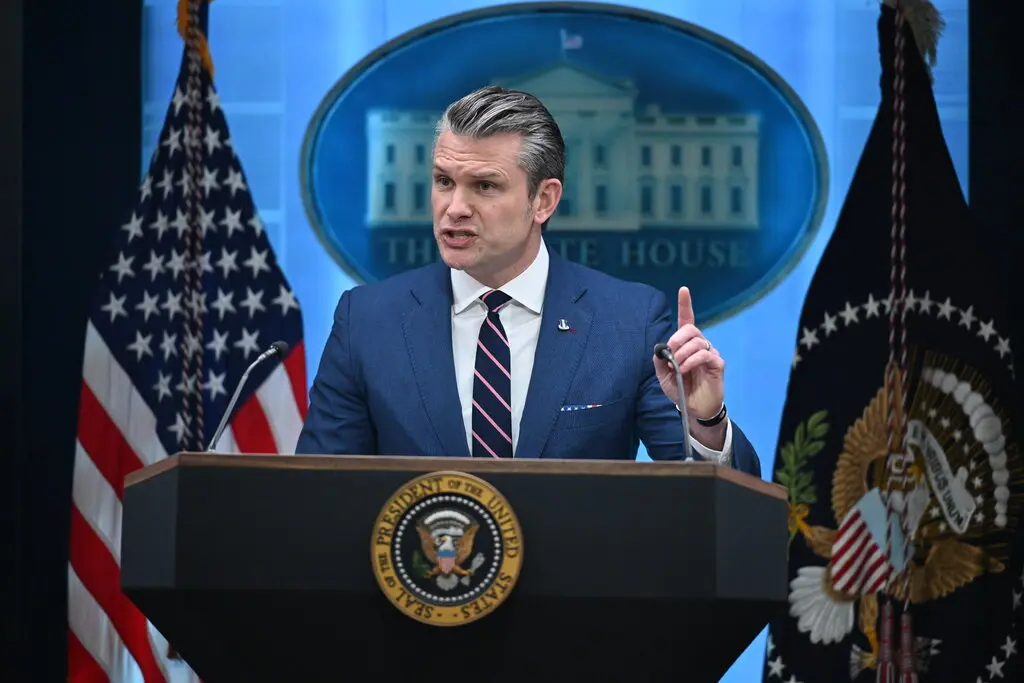 Pete Hegseth comparó el rescate de un piloto de EEUU con la resurrección de Jesús