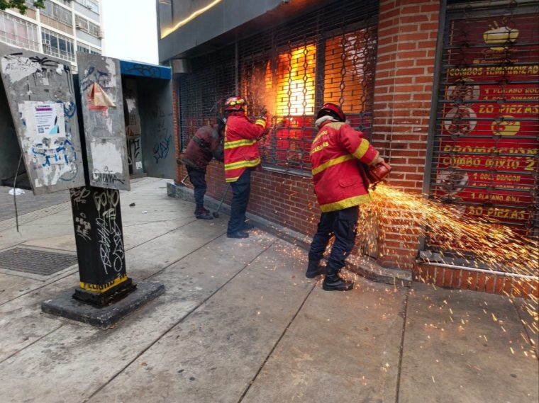 INCENDIO RESTAURANTE CARACAS: COCINA AFECTADA