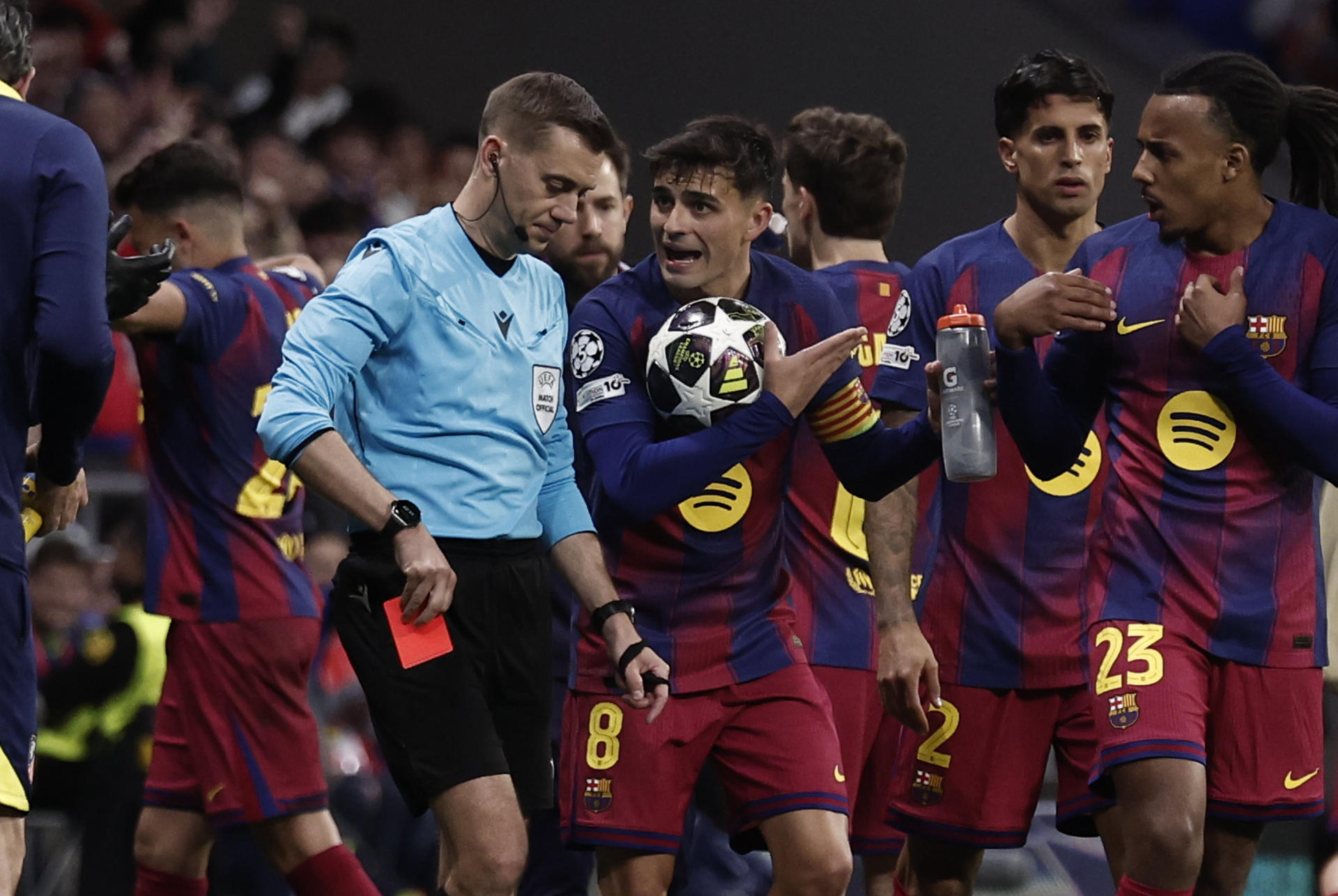 Joan Laporta dijo que el arbitraje en el partido de Champions League fue una 