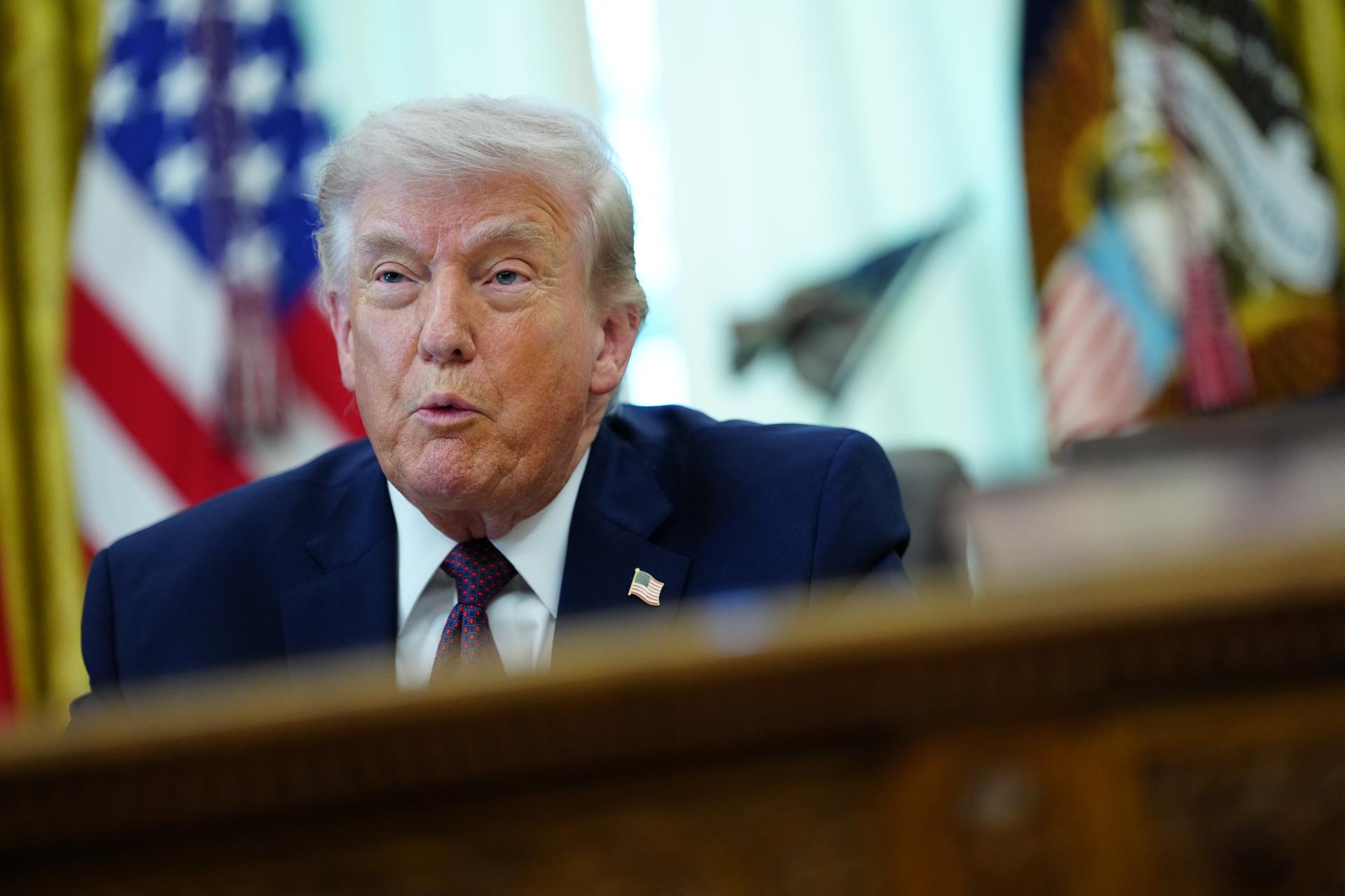 Trump dijo que el régimen iraní le pidió "un alto el fuego"