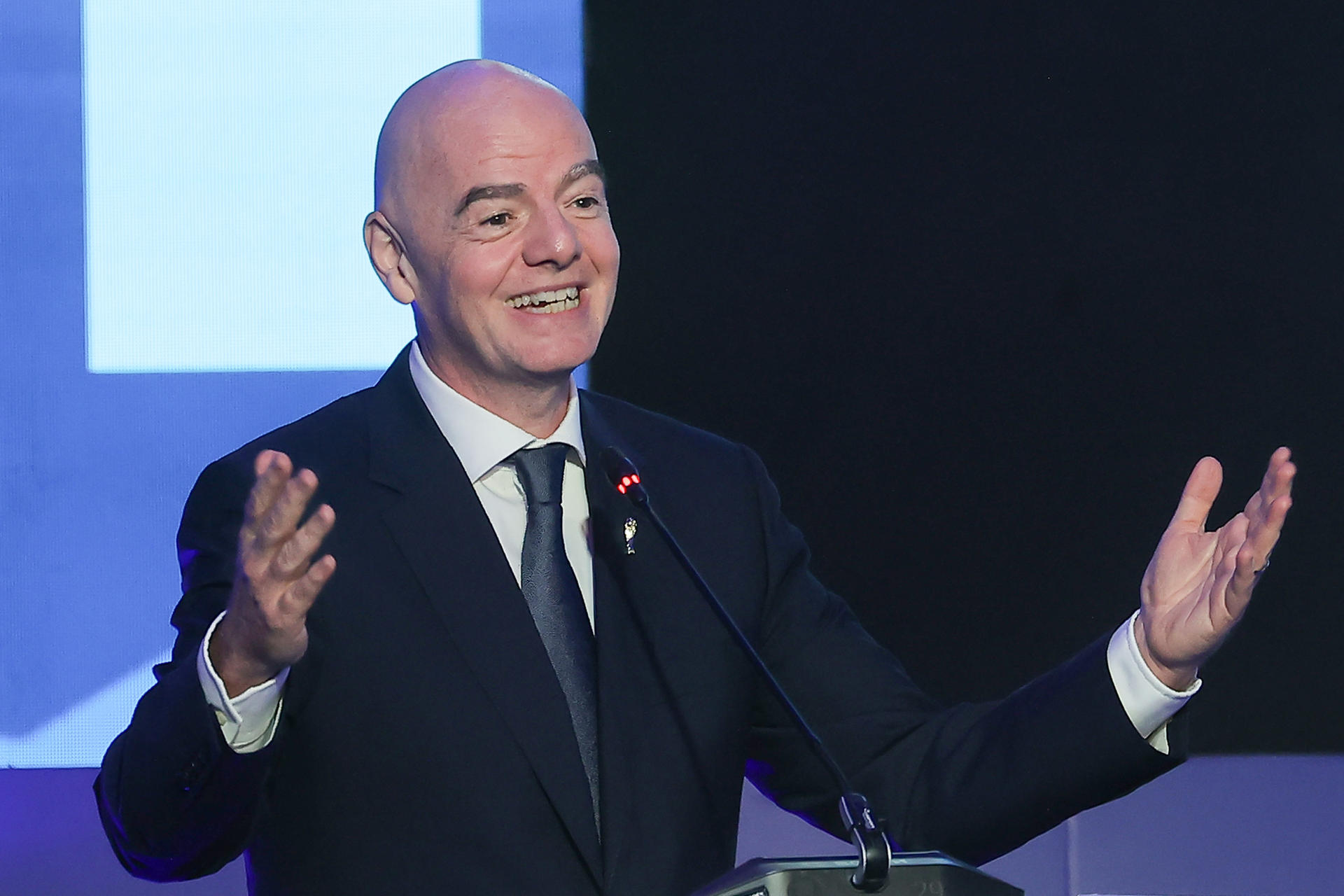 Gianni Infantino suma apoyos para ser reelegido como presidente de la Fifa