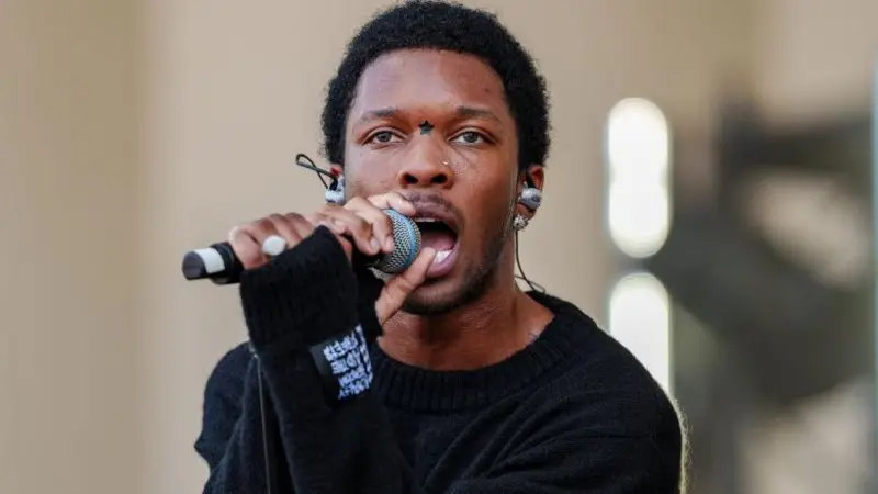 Rapero D4vd fue detenido siete meses después de que hallaran el cadáver de Celeste Rivas en su Tesla