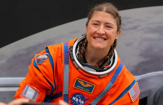Quién es Christina Koch, la primera mujer astronauta que viaja a la Luna