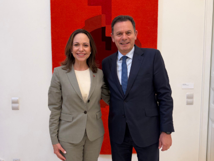 María Corina Machado agradeció al primer ministro de Portugal por su apoyo a la transición democrática