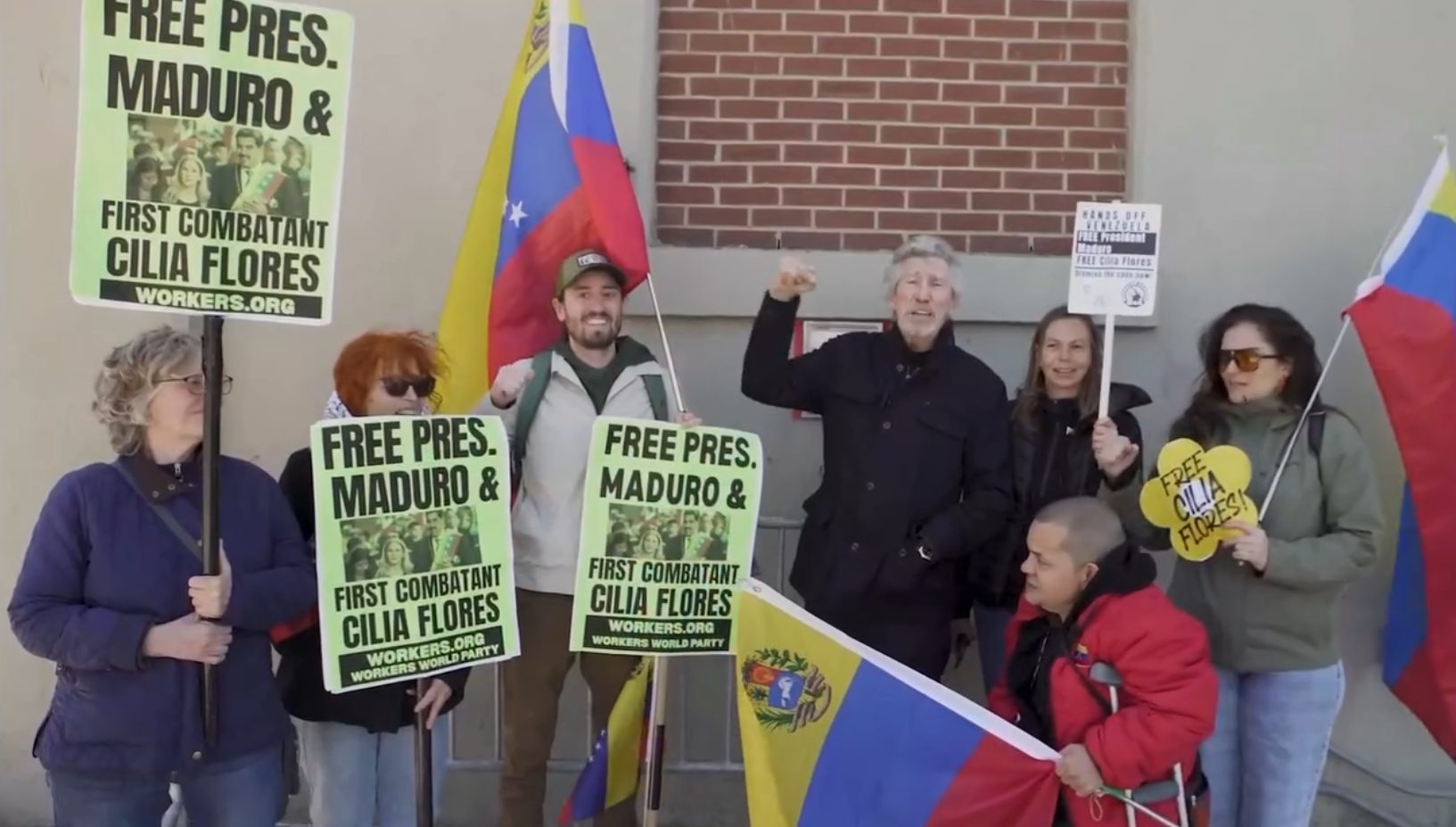 Hilarante VIDEO: Roger Waters grita con todas sus fuerzas, pero Nicolás Maduro no puede oírlo