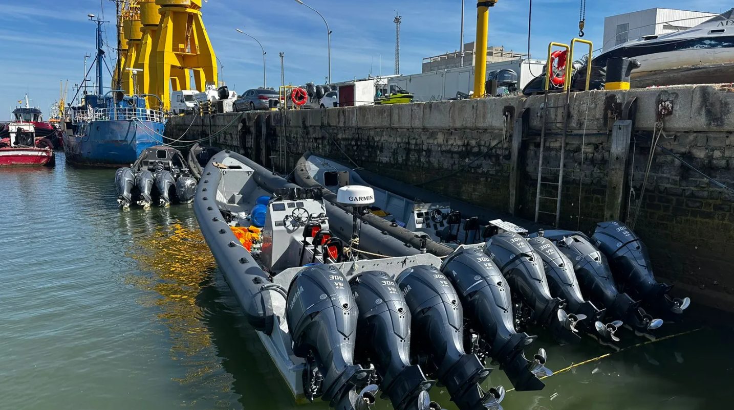 España incautó seis toneladas de cocaína y detuvo a tres traficantes en altamar