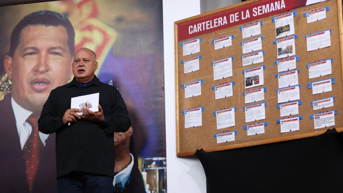 Cabello cuestionó al presidente de la FMV por denunciar que el 90 % de los hospitales están desabastecidos