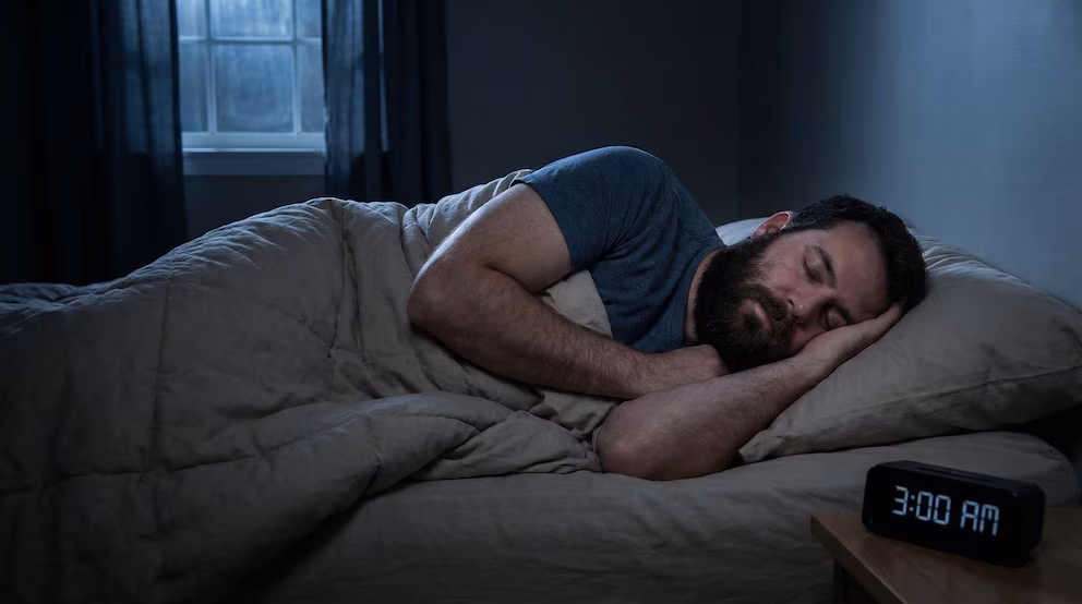 El cambio en la rutina nocturna que podría duplicar el riesgo de infarto, según científicos