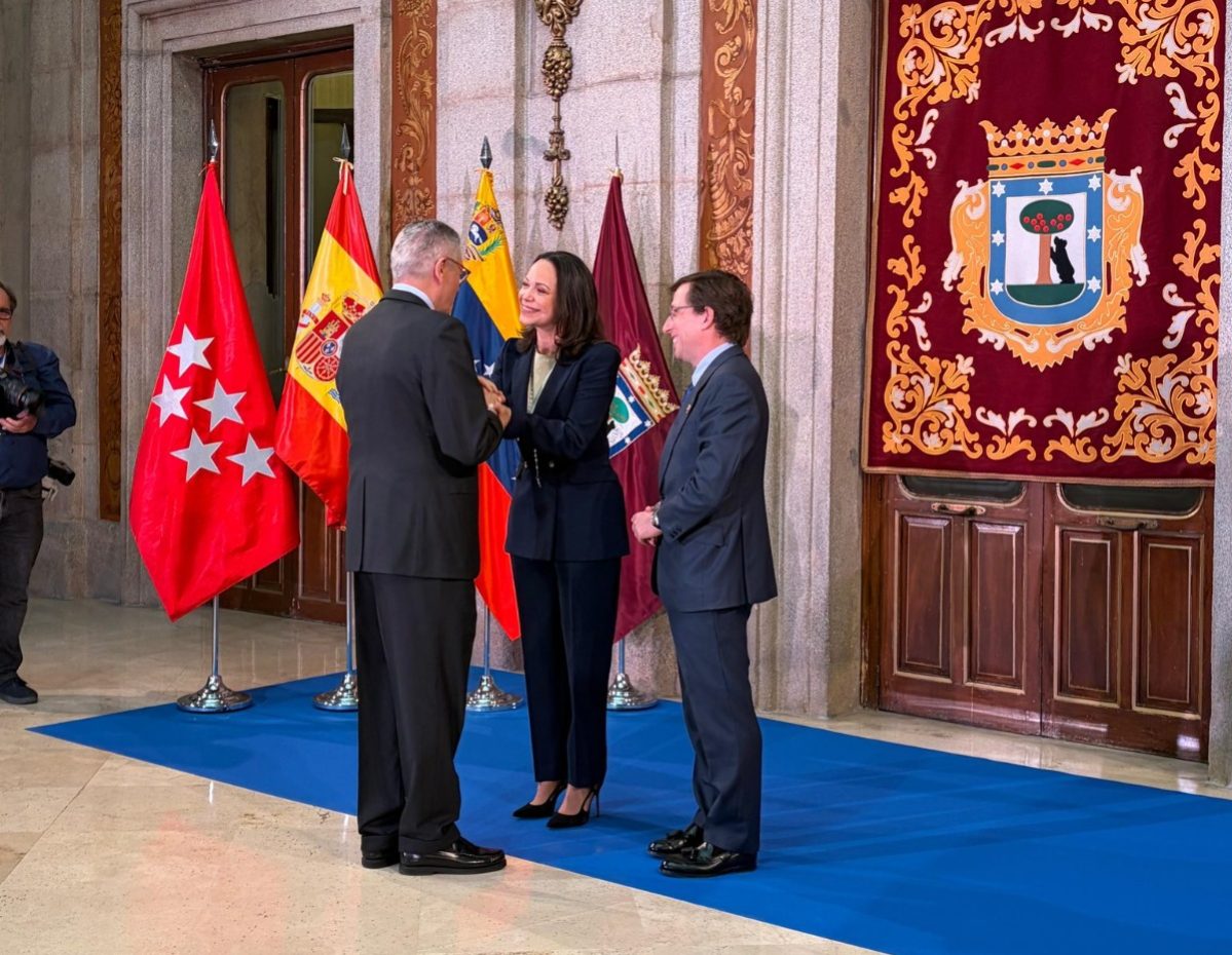 VIDEO: María Corina Machado es recibida por los venezolanos en Madrid, donde le entregarán las llaves de la ciudad