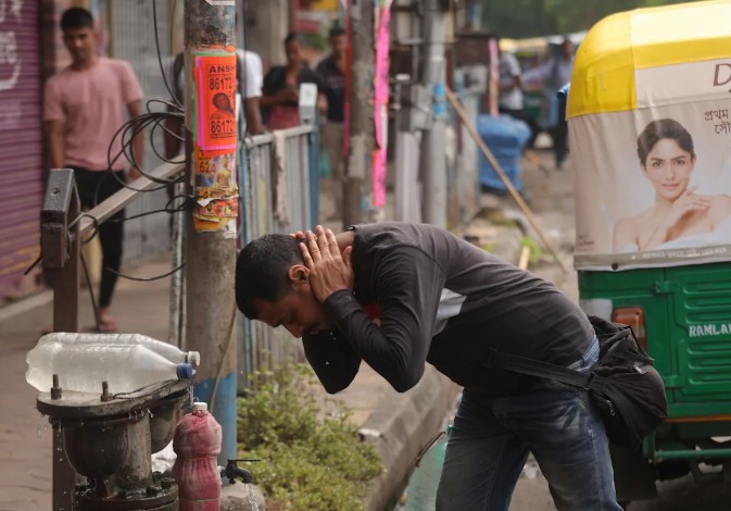 La India emite una nueva alerta por ola de calor con temperaturas de hasta 47 grados