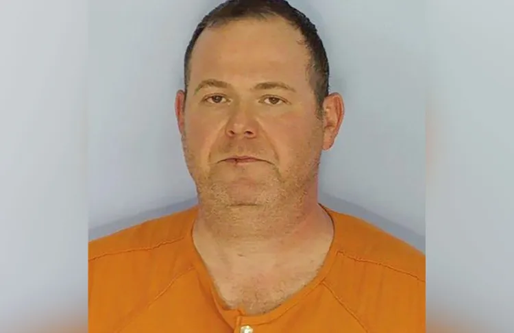 Cirujano le extirpó el hígado por error a un paciente y fue acusado de homicidio en Florida