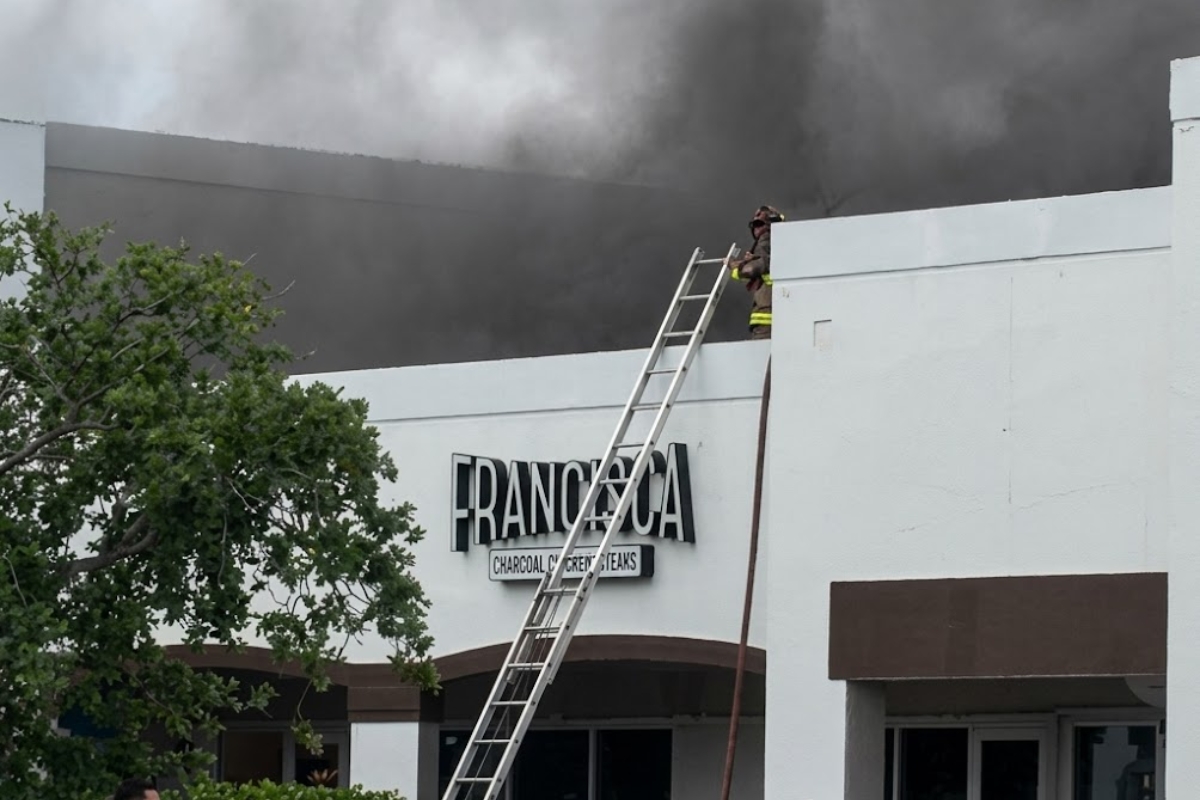 Bomberos de Miami-Dade sofocaron llamas en restaurante venezolano Francisca (VIDEO)