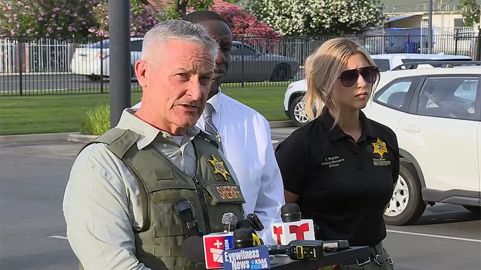 El drama de un desalojo en California que provocó tiroteo fatal y la llegada de blindados policiales