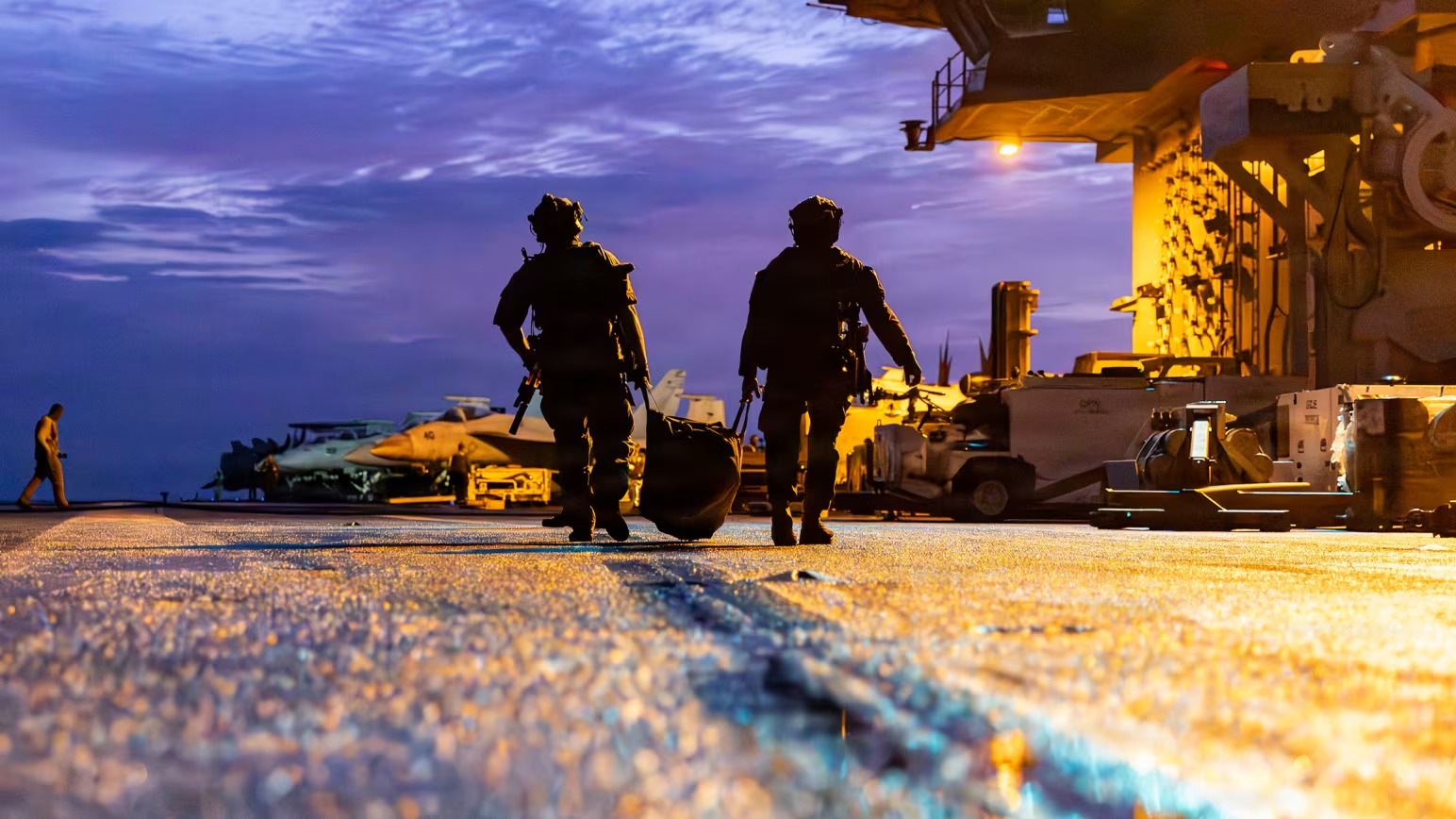 El viaje récord del USS Gerald Ford, el portaaviones protagonista de las ambiciones militares de Trump
