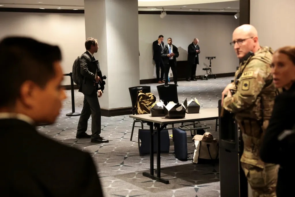 Trump confirmó que el tirador en la cena de corresponsales fue detenido por el Servicio Secreto