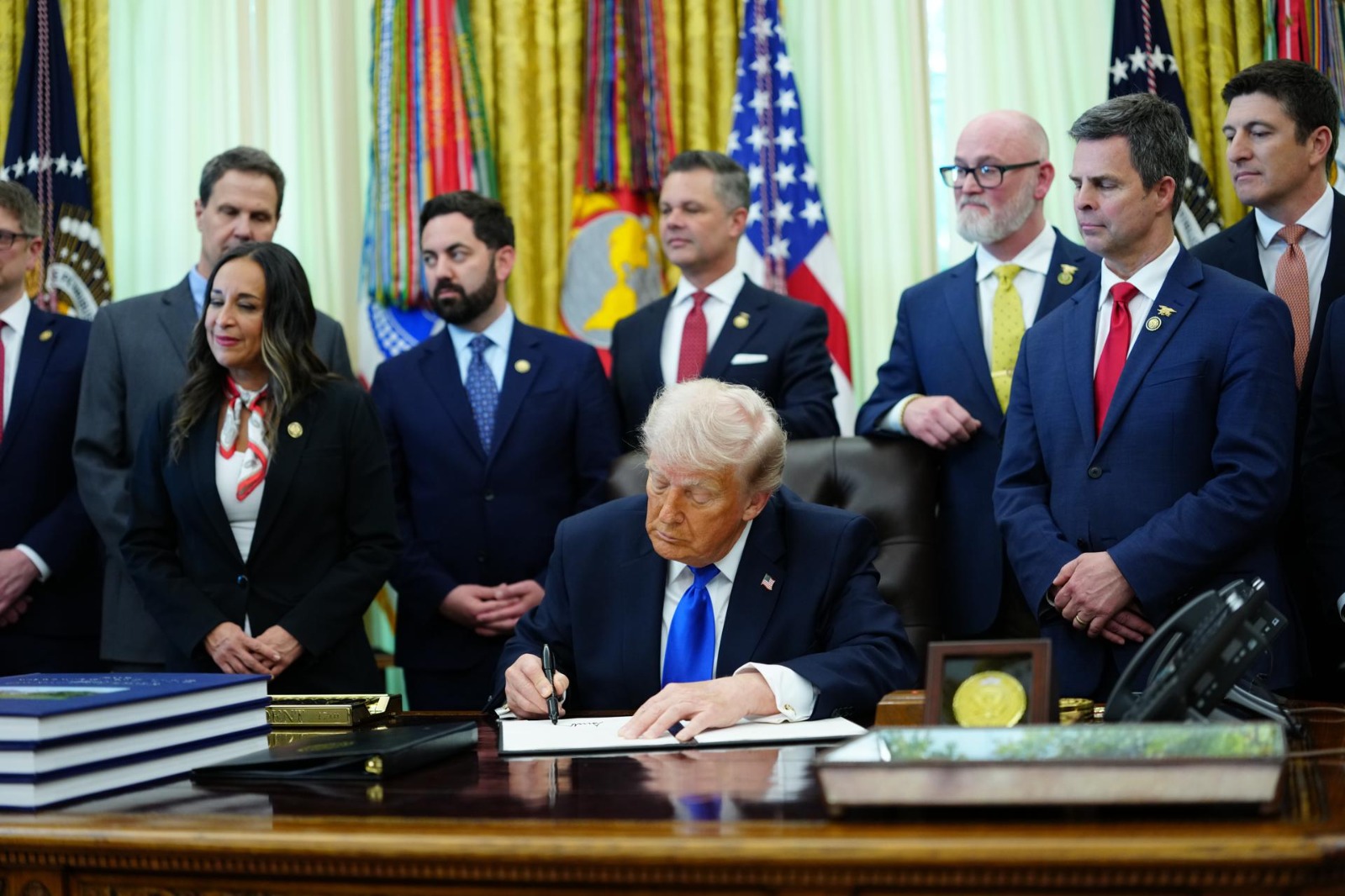 Trump firmó acuerdo bipartidista y puso fin al cierre parcial del Departamento de Seguridad Nacional