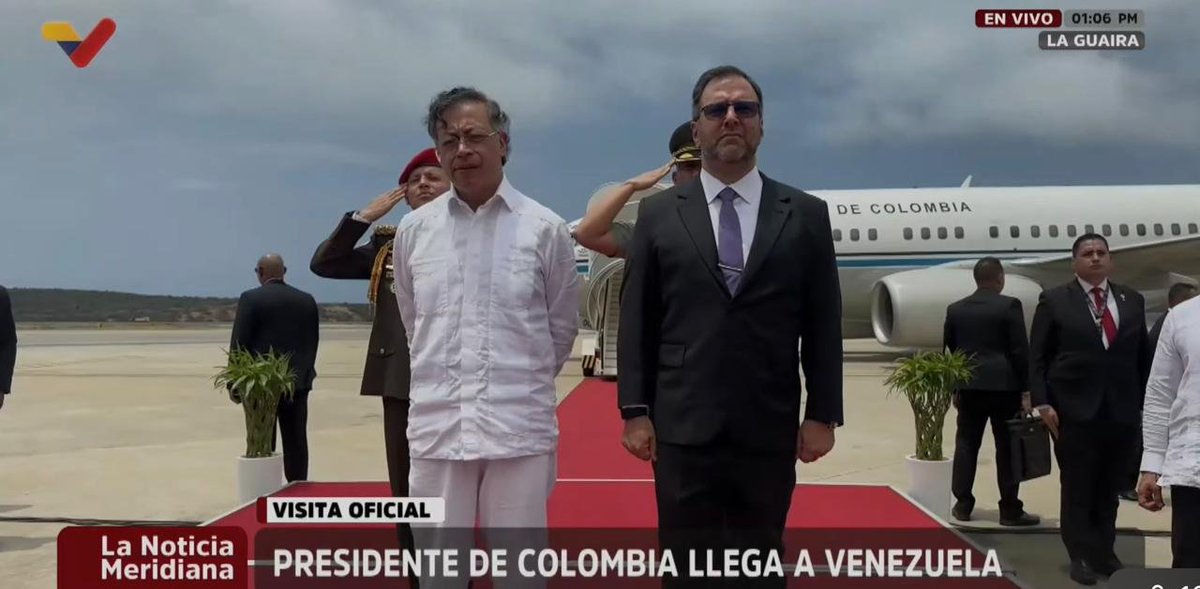 Gustavo Petro arribó a Venezuela para reunirse con Delcy Rodríguez (VIDEO)