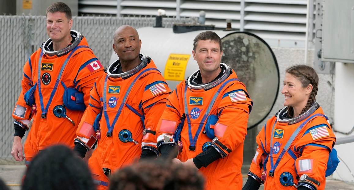 ¿Por qué la tripulación de Artemis II no puede llorar?