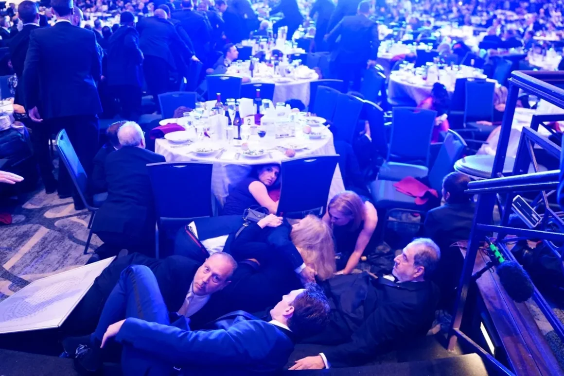 Cómo la cena anual más importante de Washington se transformó en caos y en una escena del crimen