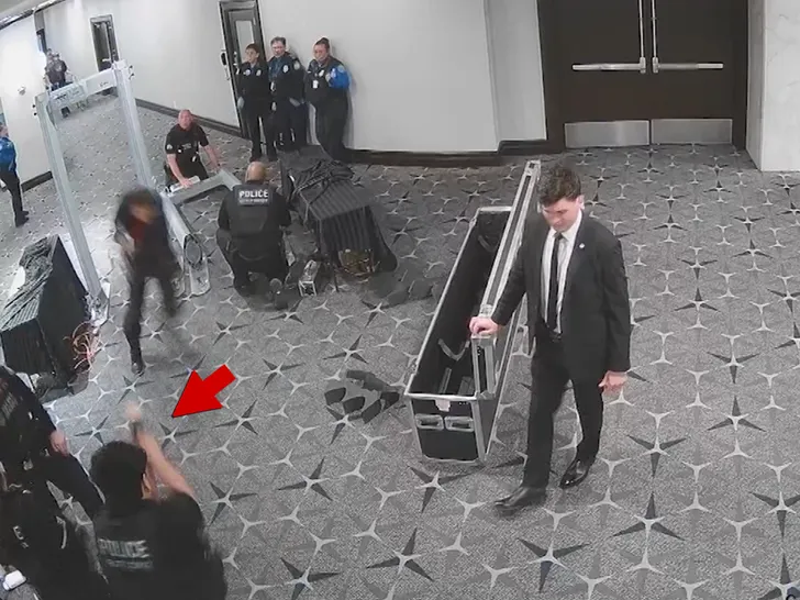 Publican VIDEO completo de Cole Allen disparando contra agentes del Servicio Secreto de EEUU