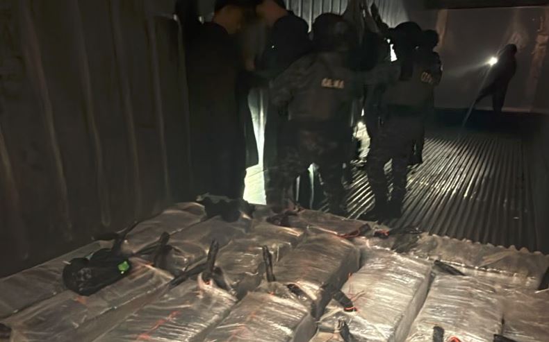 Ecuador asestó nuevo golpe al narcotráfico tras incautar 1,5 toneladas de droga