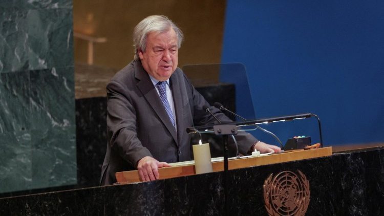 António Guterres exigió a Hezbolá respetar el alto el fuego alcanzado entre Israel y el Líbano