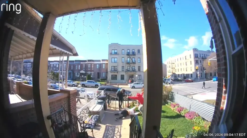 La vil agresión a una anciana de 75 años que se originó tras disputa doméstica en Nueva York