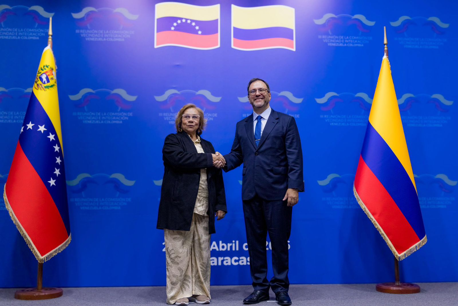 Canciller de Colombia llegó a Venezuela para prepararle la alfombra roja a Petro