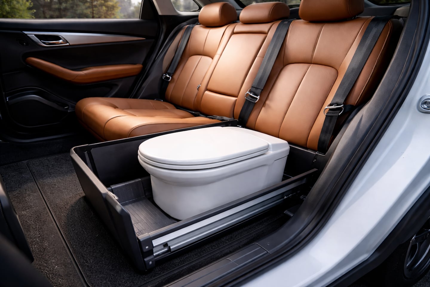 Inodoro en el carro: el insólito sistema que patentó una automotriz