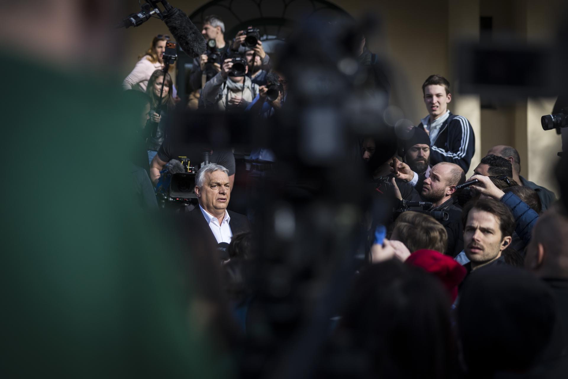 Orbán reconoció su derrota electoral y felicitó al opositor Magyar por su victoria