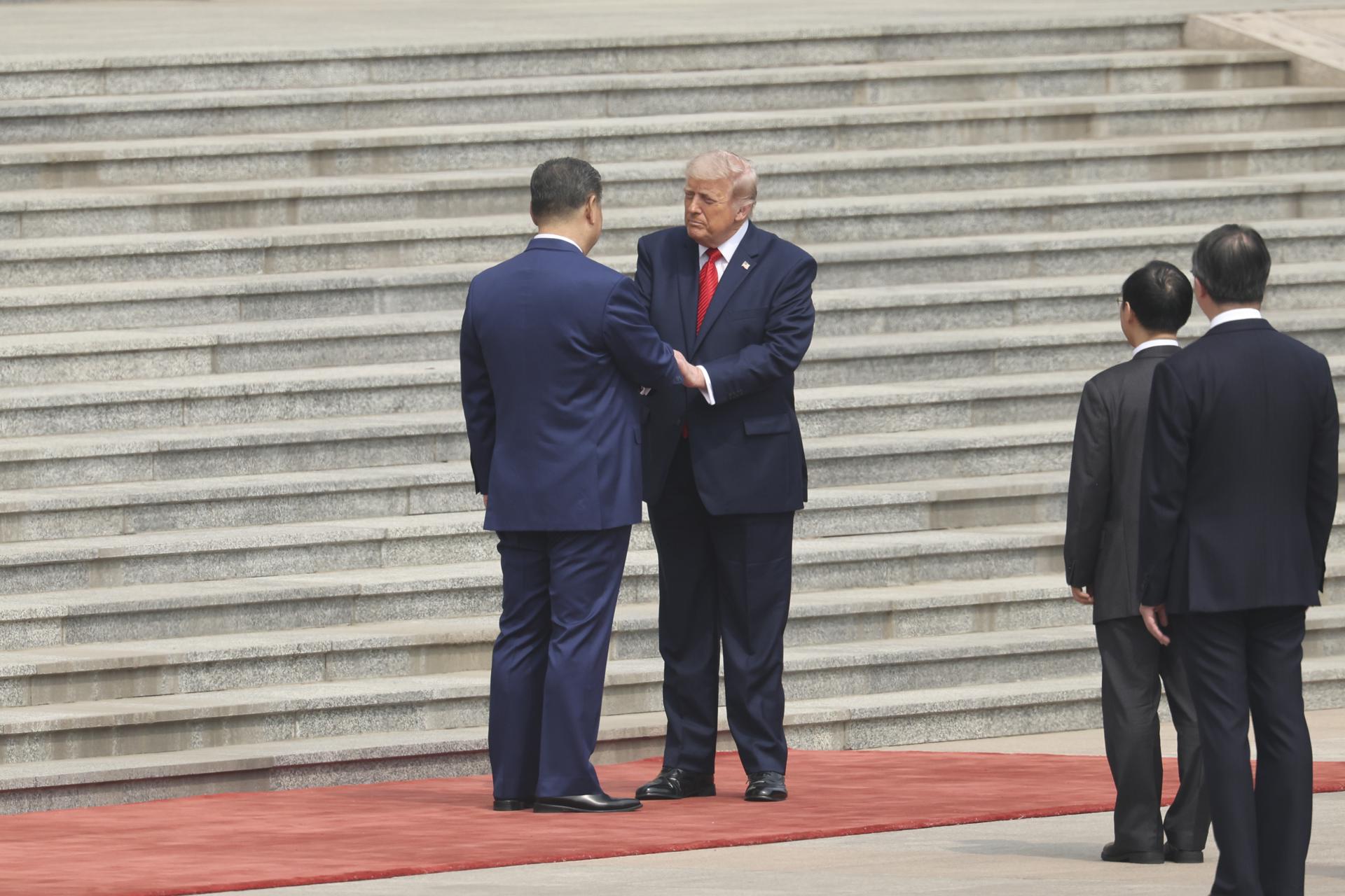Así se vivió el encuentro entre Donald Trump y Xi Jinping en el Gran Palacio del Pueblo de Pekín (VIDEO)