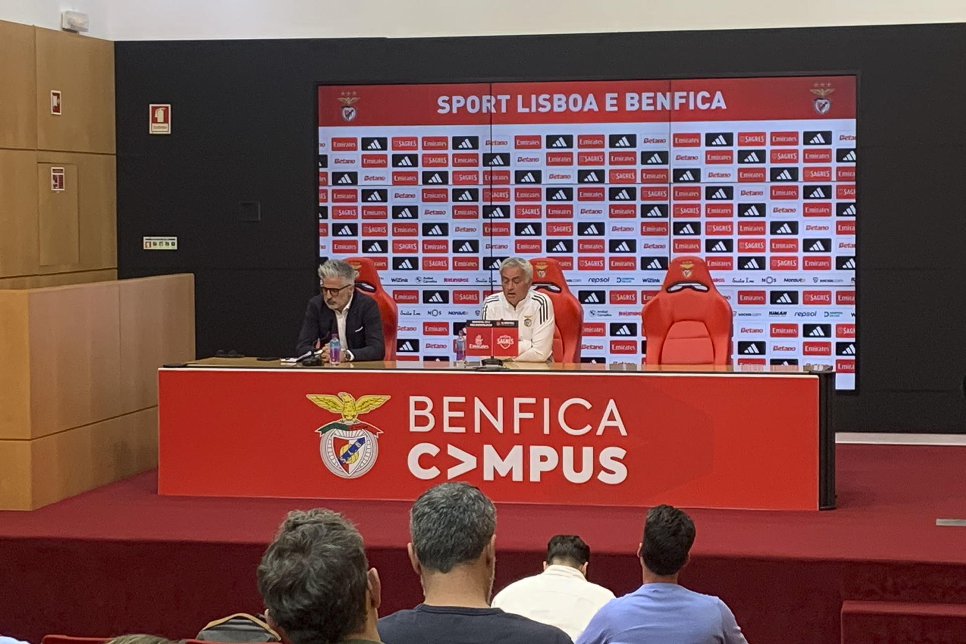 Real Madrid aguarda la inminente llegada de Mourinho para un