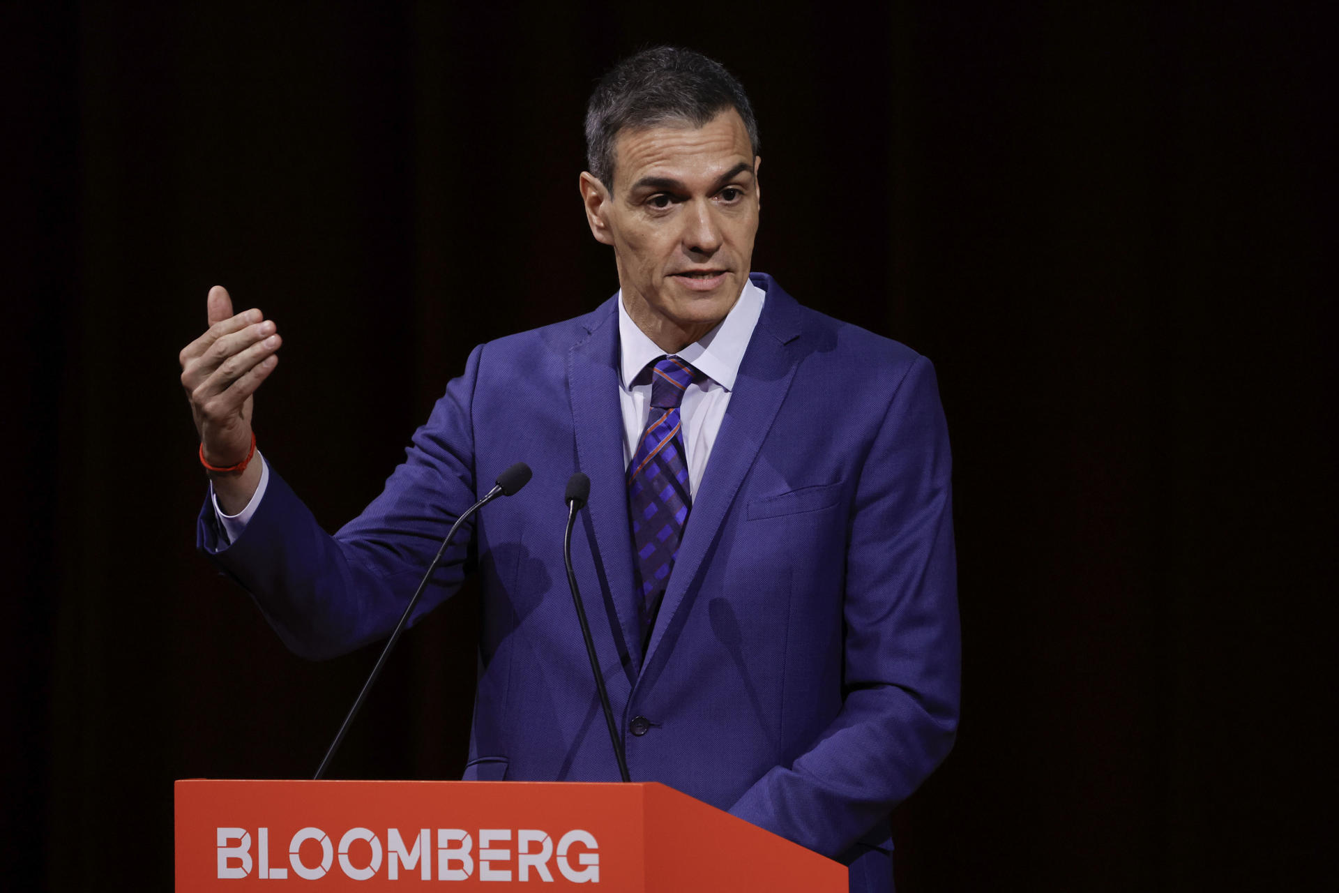Avión donde viajaba Pedro Sánchez hacia Armenia sufrió una falla y aterrizó de emergencia en Turquía