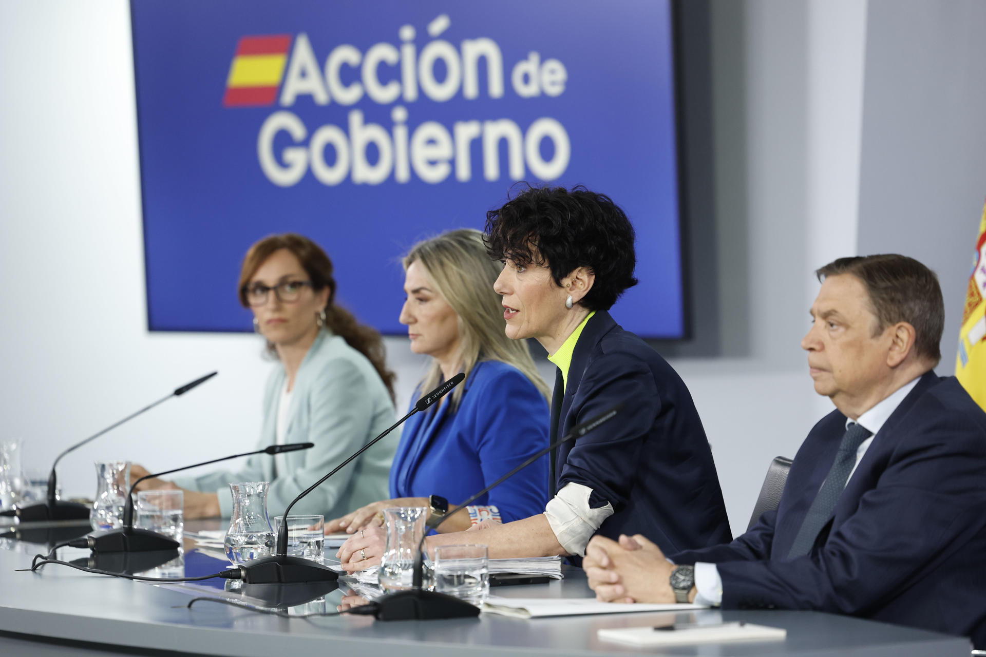 Gobierno español asegura estar tranquilo ante la imputación a Zapatero
