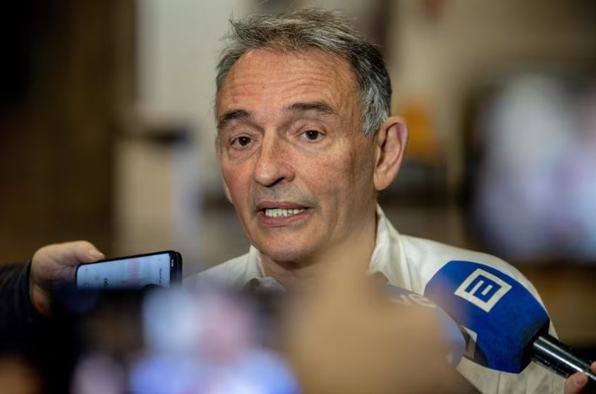 Diputado de Sumar cree que EEUU facilitó información de Zapatero para vulnerar a Sánchez