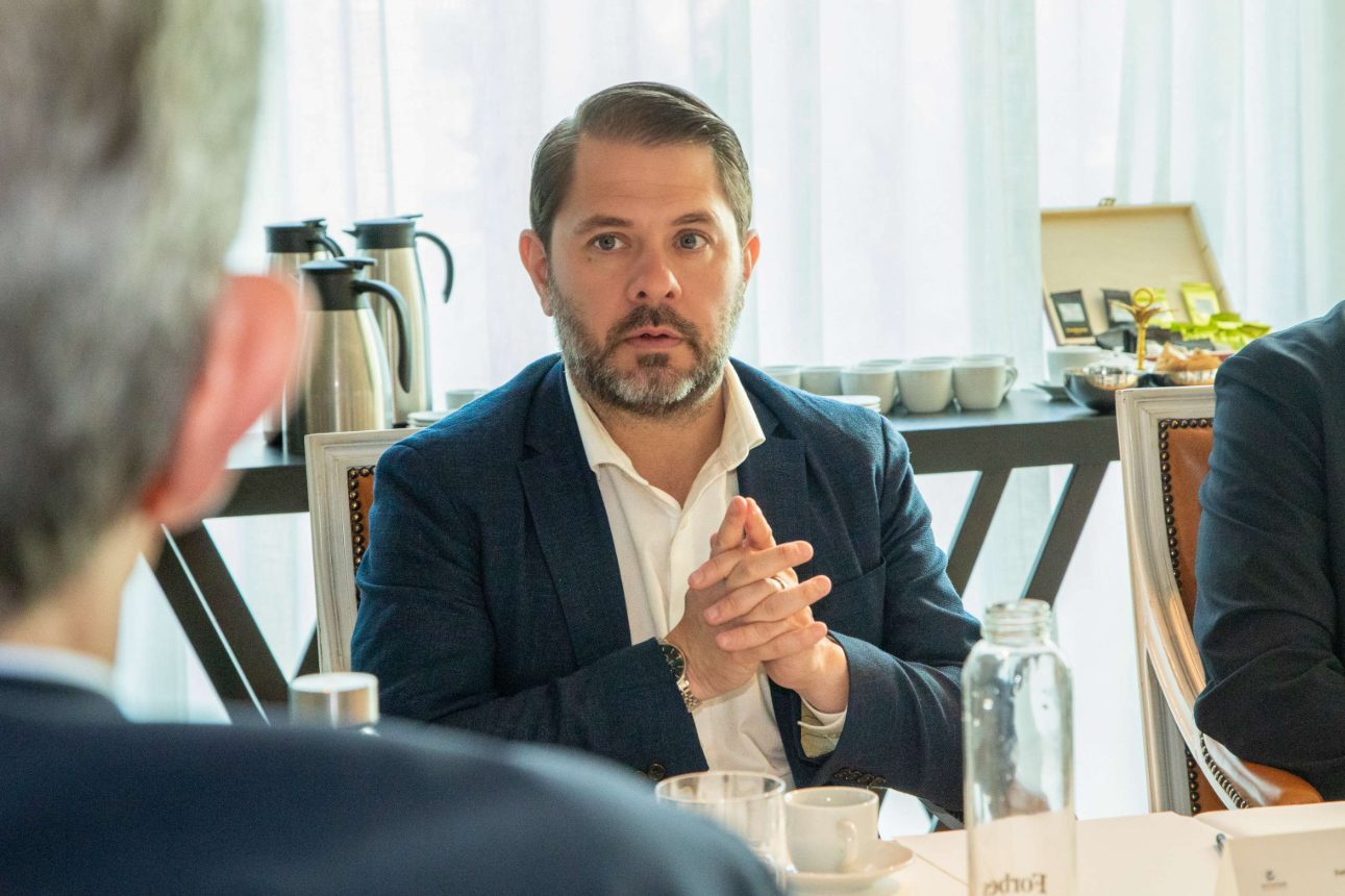 Senador demócrata criticó a Marco Rubio por remover a dictadores socialistas en la región