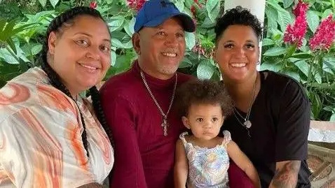 La increíble historia de Cassandra y Julia: descubrieron que eran hermanas luego de trabajar juntas en un bar