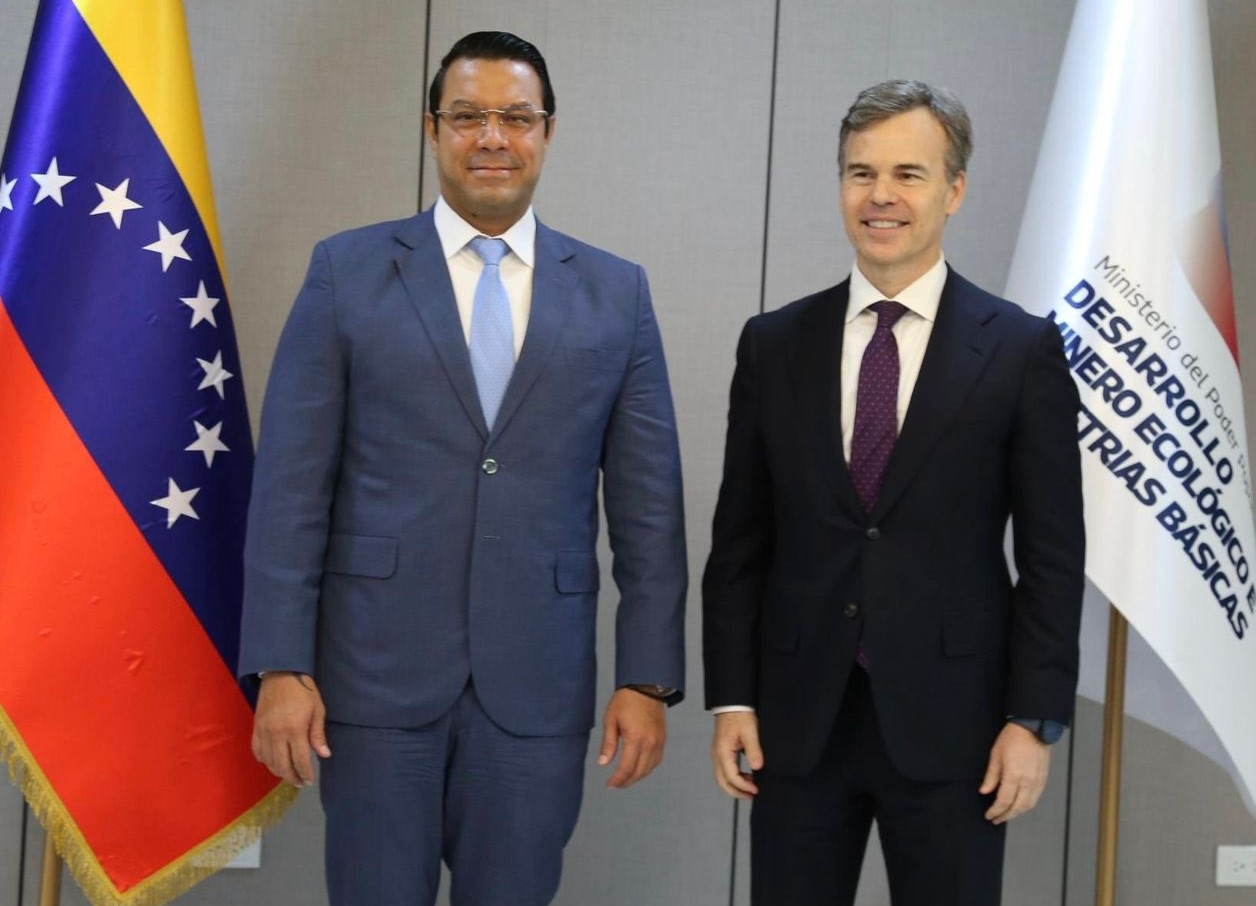 EEUU ya mueve sus fichas para entrar al negocio minero venezolano