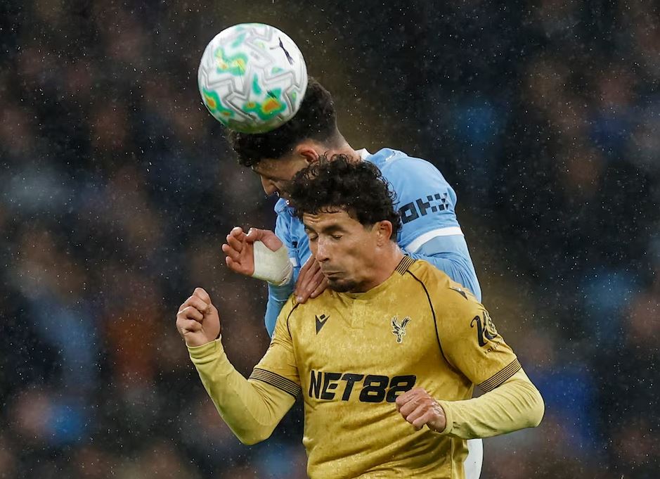 Manchester City aplazó el alirón del Arsenal con triunfo sobre Crystal Palace