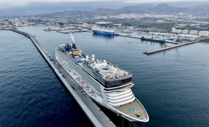 El crucero afectado por brote de hantavirus contempla desembarcar en las Islas Canarias
