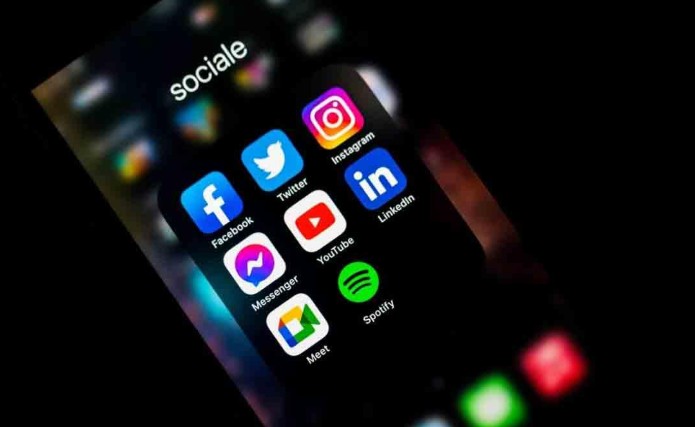 Malasia restringirá el acceso de menores de 16 años a las redes sociales a partir de junio