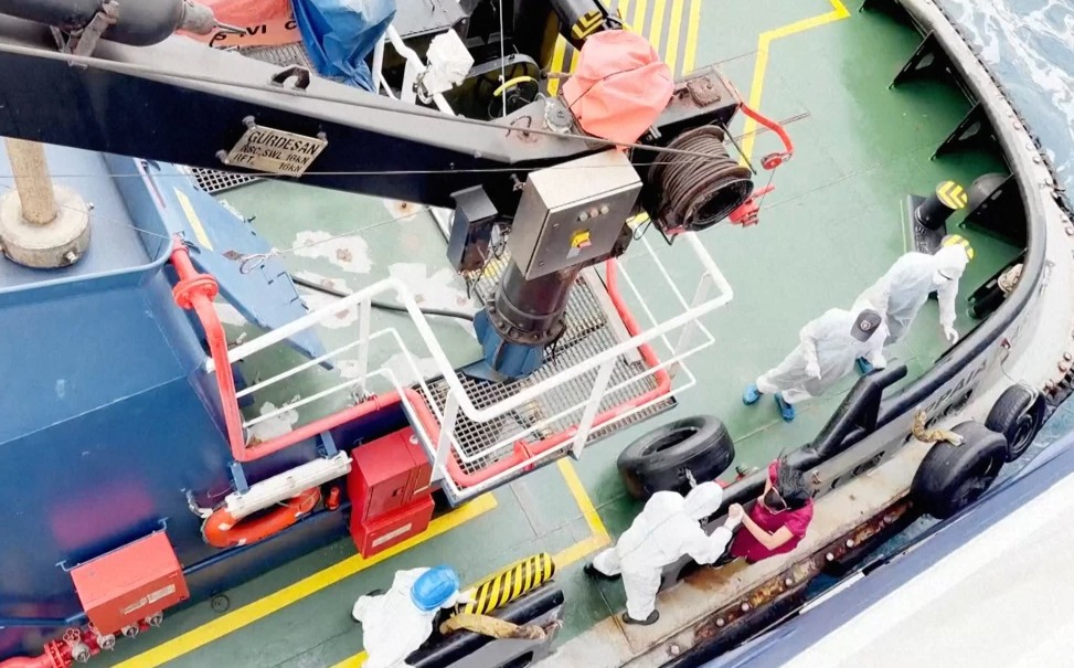 Así es por dentro el crucero varado en Cabo Verde por un brote de hantavirus