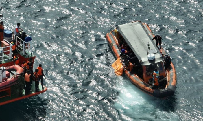 Condenan al capitán de barco hundido en Indonesia con familia española